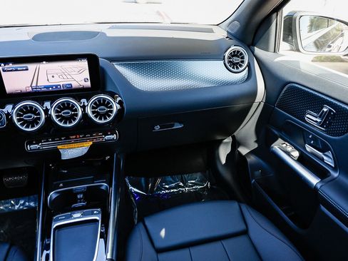 New 2025 Mercedes-Benz GLA 250 image 15