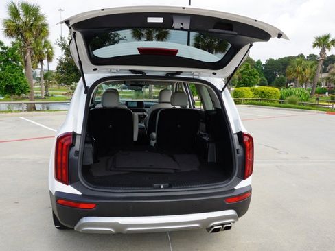 Used 2022 Kia Telluride S AWD/4WD image 36