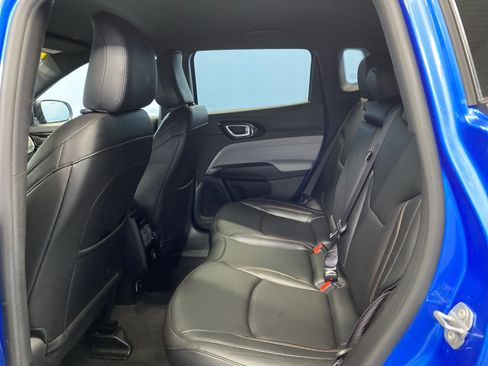 Certified 2024 Jeep Compass Limited image 21