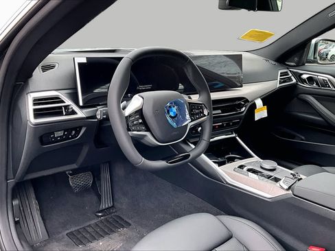 New 2026 BMW 430i xDrive Coupe w/ Premium Package AWD/4WD image 8