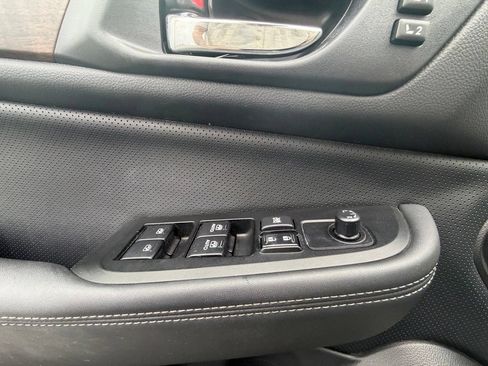 Used 2017 Subaru Outback 2.5i Limited AWD/4WD image 21