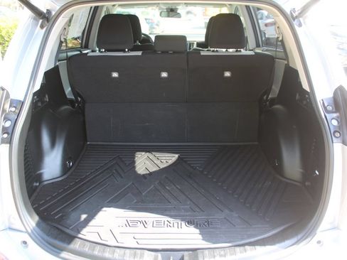 Used 2018 Toyota RAV4 Adventure FWD image 11