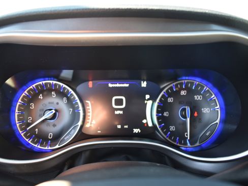 New 2026 Chrysler Pacifica Select image 17