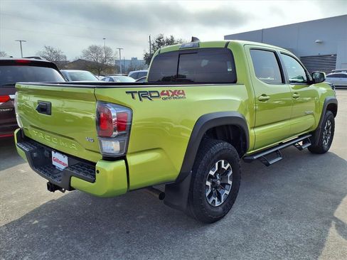 Used 2023 Toyota Tacoma TRD Off-Road image 24