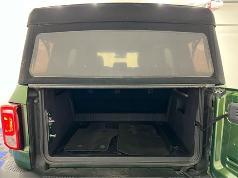 Used 2022 Ford Bronco Black Diamond image 12