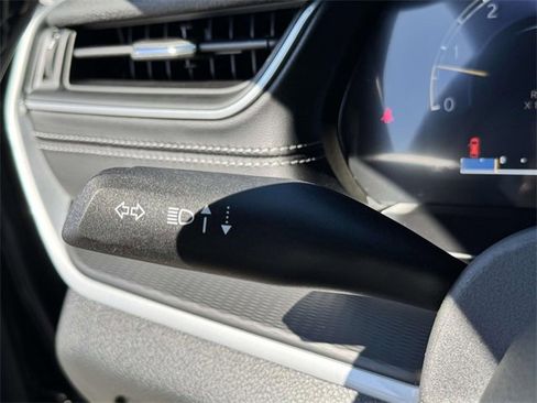 New 2025 Jeep Grand Cherokee Altitude image 10