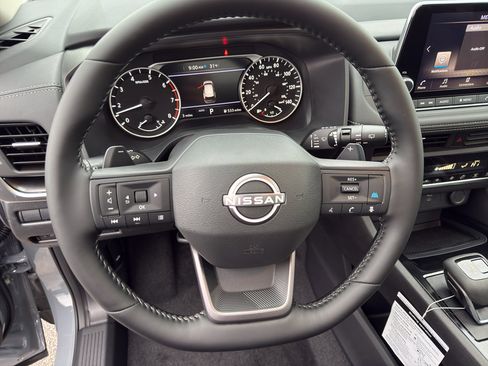 New 2026 Nissan Rogue SV w/ SV Premium Package image 16