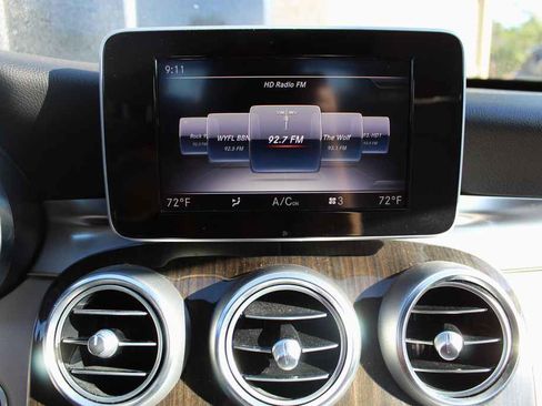 Used 2018 Mercedes-Benz C 300 Sedan image 19