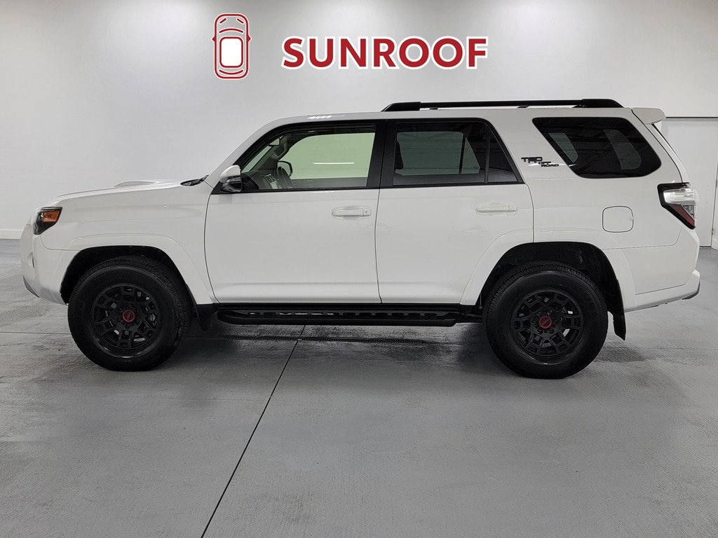 Certified 2024 Toyota 4Runner TRD Off-Road Premium w/ TRD Black Wheel Package (TMS) AWD/4WD image 5