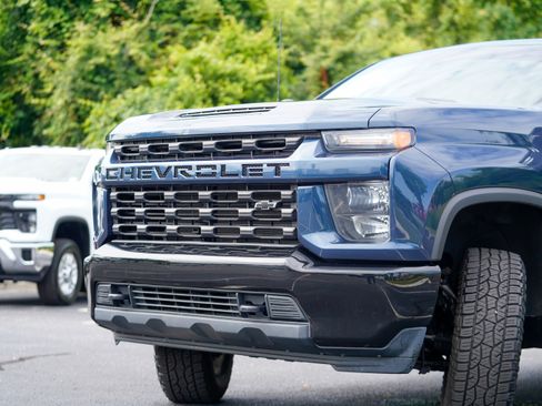 Used 2021 Chevrolet Silverado 2500 Custom w/ Custom Value Package AWD/4WD image 32
