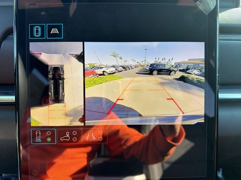 New 2026 GMC Terrain Elevation w/ Elevation Premium Package image 24