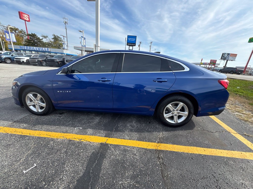Used 2023 Chevrolet Malibu LS FWD image 5