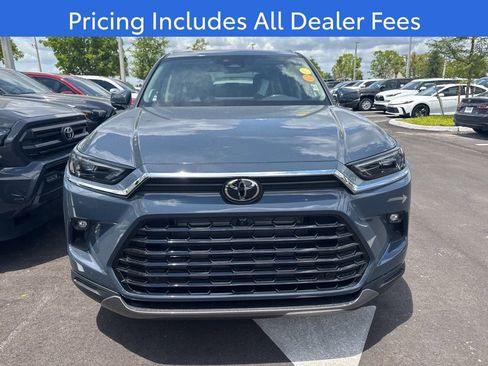 New 2026 Toyota Grand Highlander AWD Hybrid image 2