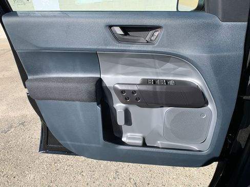 New 2025 Ford Maverick XL image 17