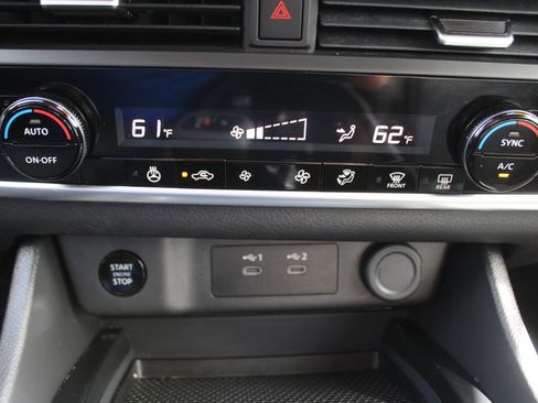 Used 2024 Nissan Rogue SV w/ SV Premium Package FWD image 44