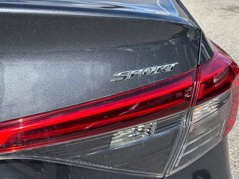 Used 2024 Honda Civic Sport image 12