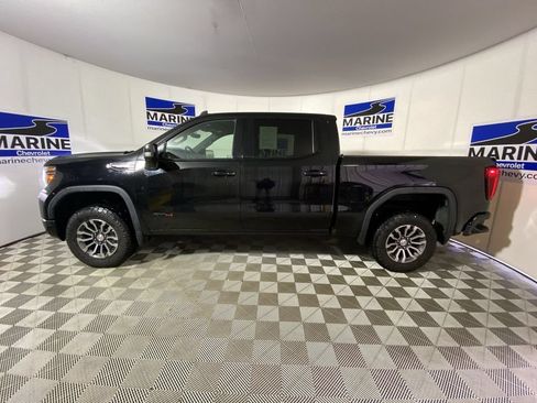 Used 2021 GMC Sierra 1500 AT4 w/ AT4 Premium Package AWD/4WD image 13