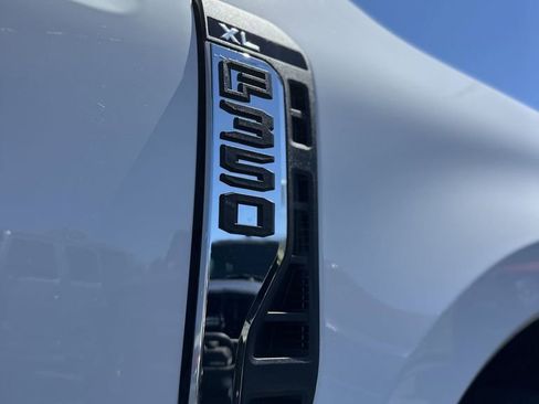 New 2025 Ford F350 XL w/ XL Chrome Package RWD image 13