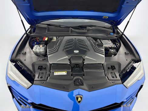 Used 2021 Lamborghini Urus AWD/4WD image 32