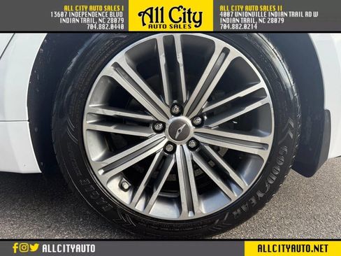 Used 2018 Genesis G80 3.8 image 29