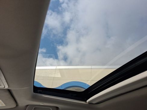 Used 2025 Honda CR-V EX-L image 24