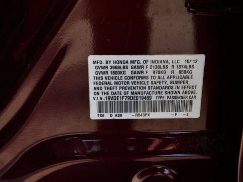 Used 2013 Acura ILX w/ Technology Package image 32