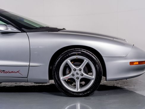 Used 1997 Pontiac Firebird Formula image 7