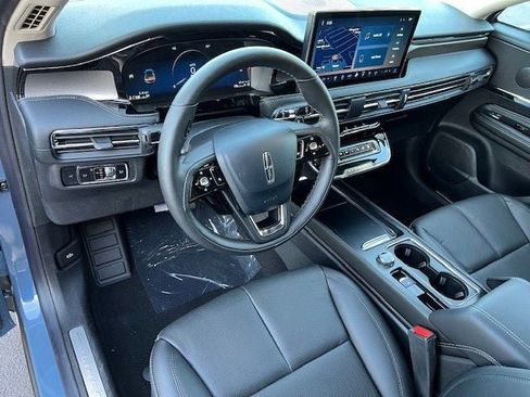 New 2026 Lincoln Corsair Grand Touring AWD/4WD image 18