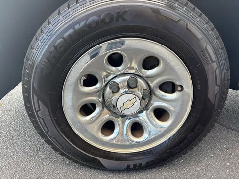 Used 2011 Chevrolet Silverado 1500 LT w/ Interior Plus Package image 17