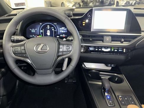 New 2025 Lexus UX 300h AWD image 3