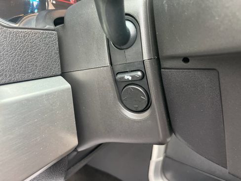 Used 2012 Ford F150 Platinum AWD/4WD image 36