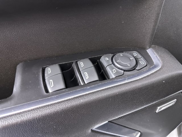 Used 2022 GMC Sierra 1500 SLT w/ SLT Premium Plus Package AWD/4WD image 24