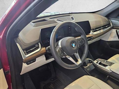 Used 2026 BMW X1 xDrive28i AWD/4WD image 9