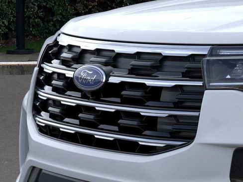 New 2026 Ford Explorer Active w/ Active Comfort Package image 17