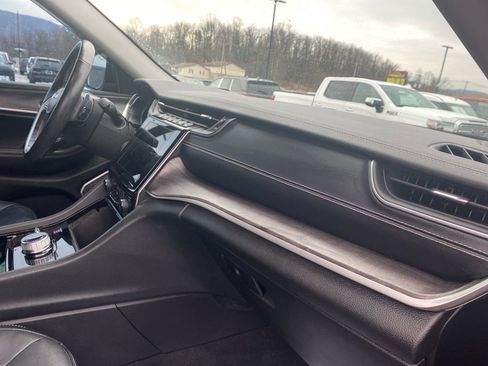 Certified 2021 Jeep Grand Cherokee L Limited image 8