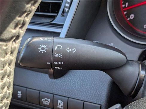 Used 2023 Toyota Camry XSE image 6