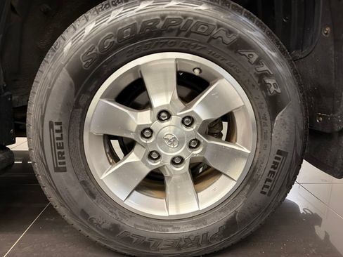 Used 2012 Toyota 4Runner SR5 w/ Premium Pkg AWD/4WD image 7