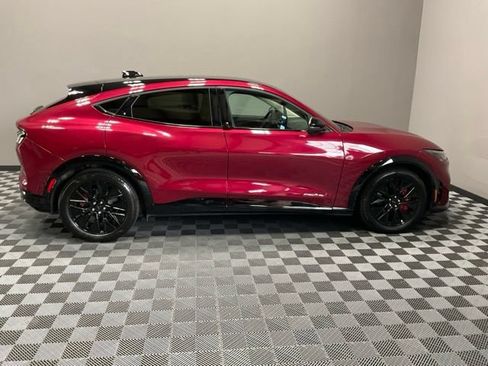 Used 2025 Ford Mustang Mach-E Premium w/ Sport Appearance Package AWD/4WD image 7