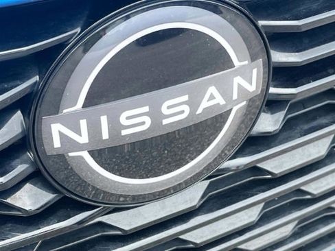 Used 2025 Nissan Sentra SV FWD image 4