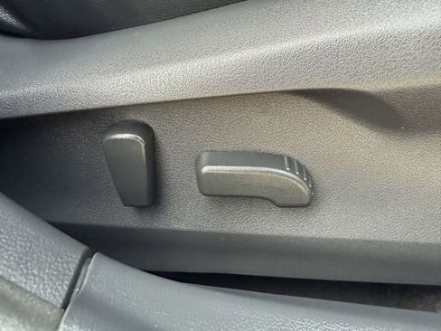 Used 2025 Subaru Outback Limited image 30