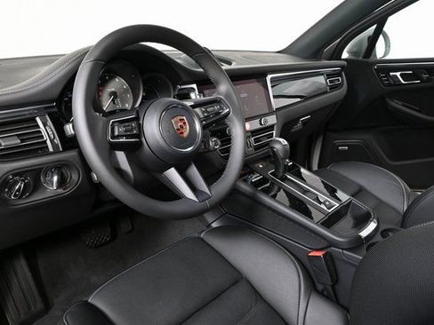 New 2026 Porsche Macan S image 5