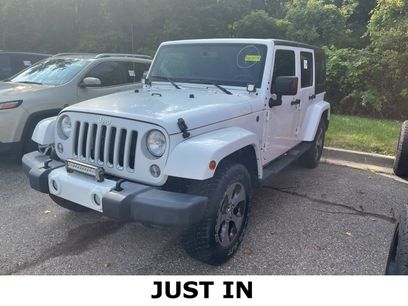 Used 2016 Jeep Wrangler Unlimited Sahara w/ Dual Top Group