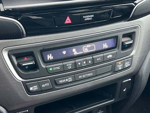 New 2026 Honda Ridgeline RTL image 18