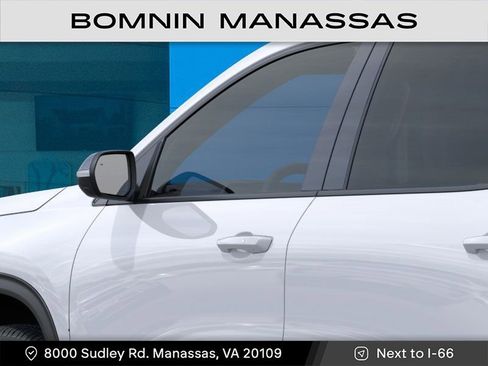 New 2026 Chevrolet Traverse LT image 12