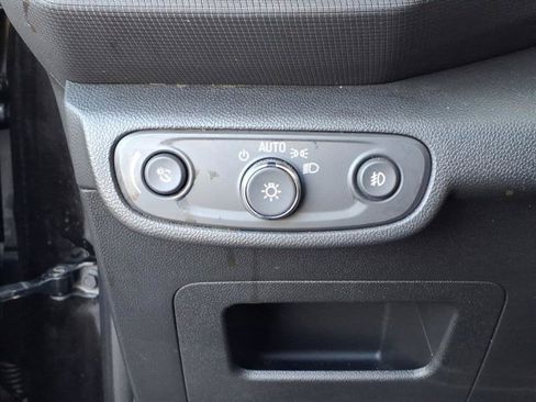 Used 2022 Chevrolet TrailBlazer LT w/ Driver Confidence Package image 21