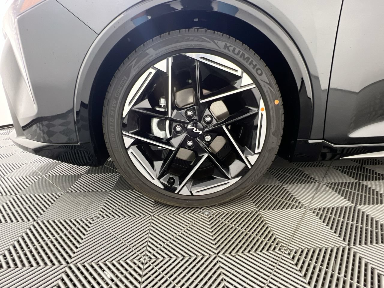New 2026 Kia K4 GT-Line w/ GT-Line Premium Package FWD image 13