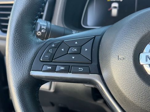 Certified 2019 Nissan Leaf SV w/ SV Technology Package image 13