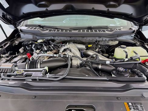 New 2026 Ford F250 XLT w/ XLT Premium Package image 31