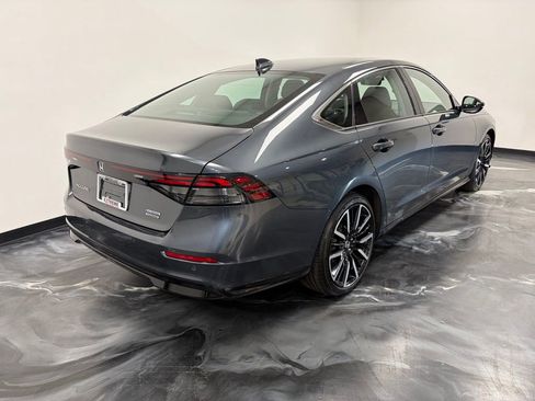 Used 2024 Honda Accord Touring image 17