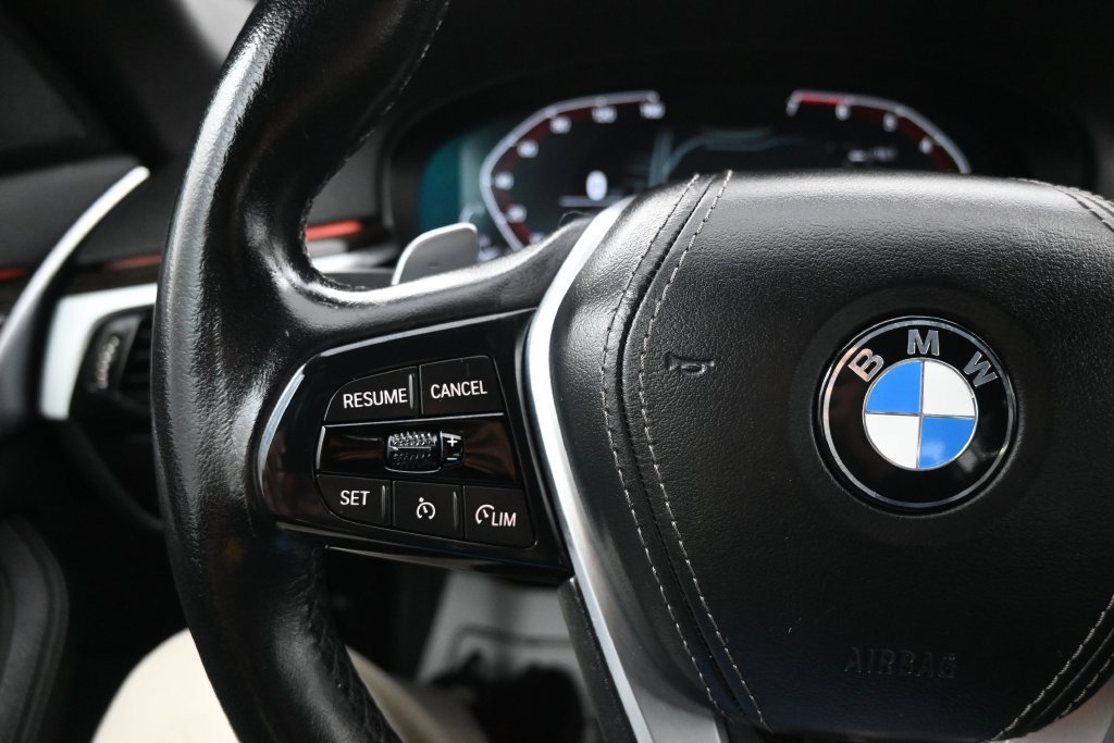 Used 2023 BMW 530i xDrive w/ Convenience Package AWD/4WD image 17